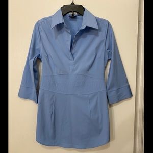 collared shirt with the waist high